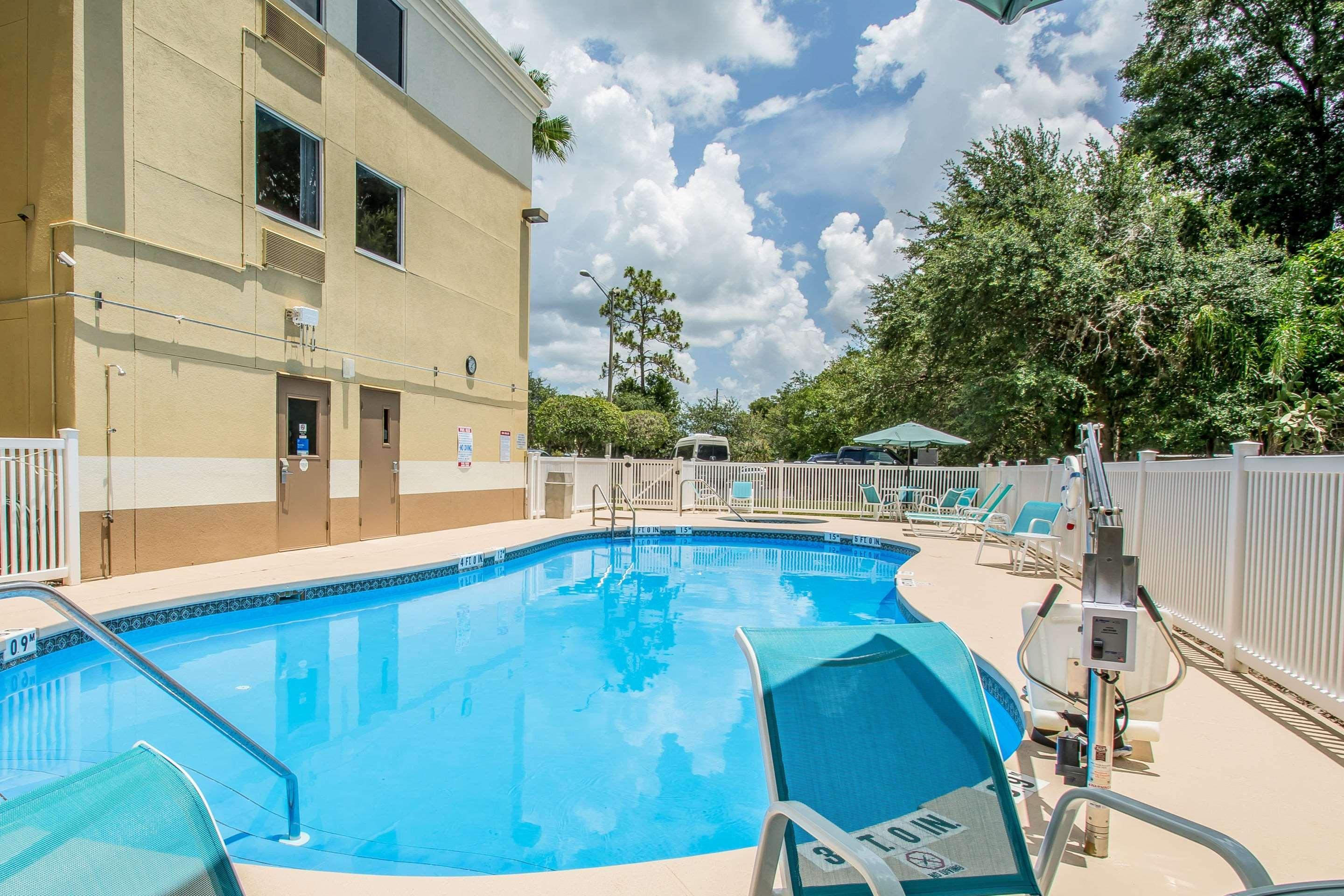 Comfort & - Near University DeLand